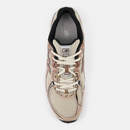 Tênis New Balance 740